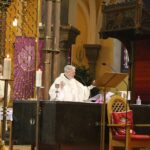 Ordination of Fr John Mahony-at altar